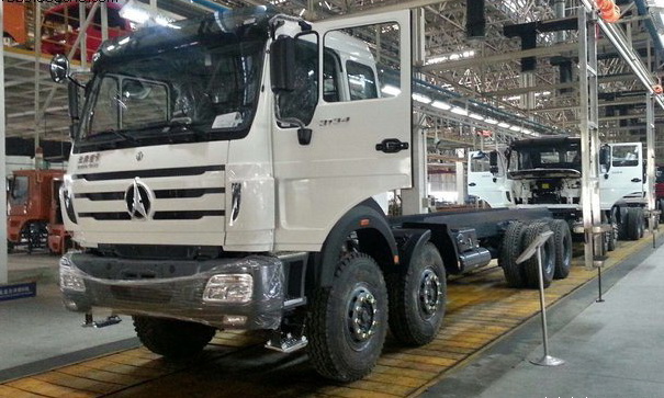 Cliente del Líbano pide camiones tractores y semirremolque volquete beiben V3
