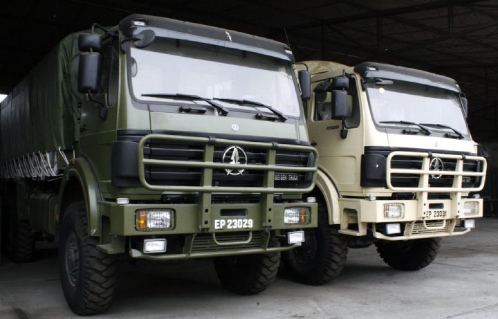 camión militar beiben para perú