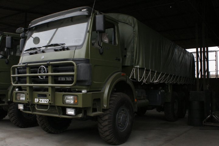camión militar beiben para perú