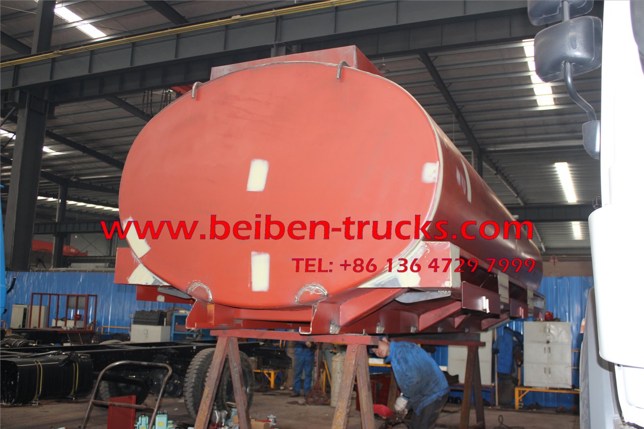 Camión cisterna de agua BeiBen/North Benz 6x4 20000L 290hp a la venta