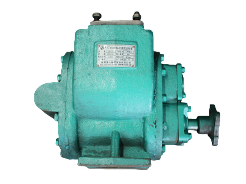 Beiben 12 wheeler oil tanker truck