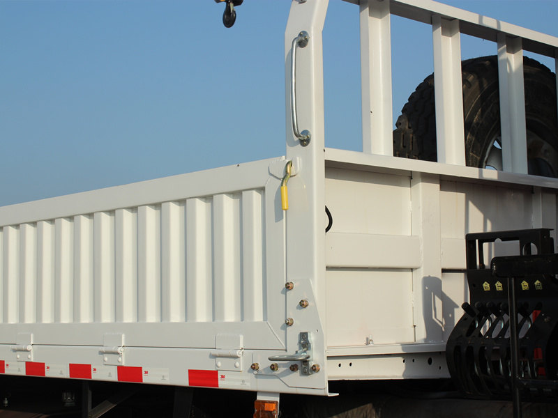 Beiben 8×4 boom crane truck