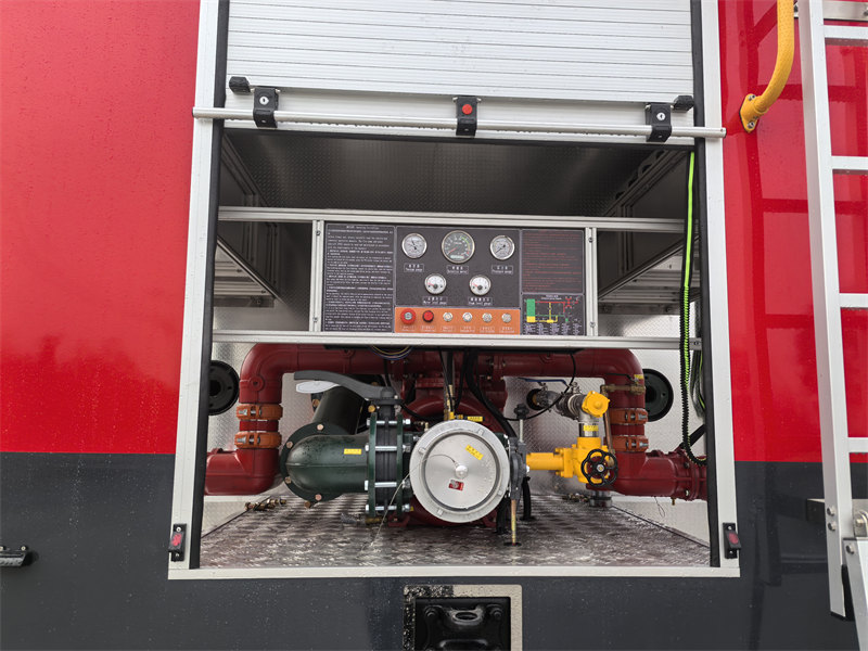 Beiben 2638 foam fire engine