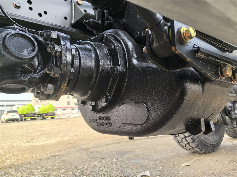 Beiben 6×6 truck mounted knuckle crane