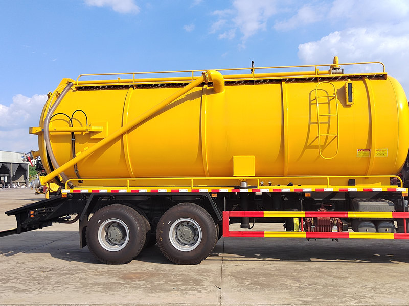 Beiben 6×4 sewage tank truck