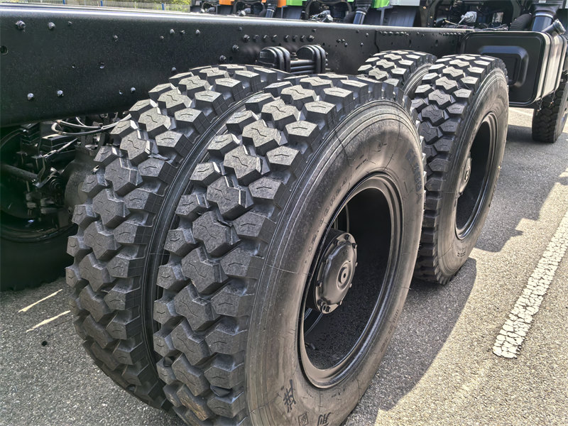 Beiben 6×6 all wheel drive chassis