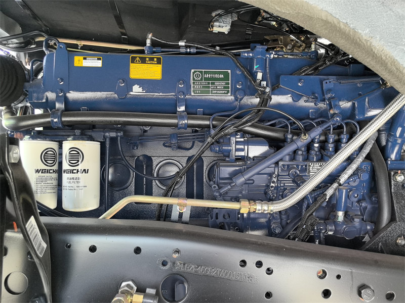 Beiben 6×6 full time AWD chassis