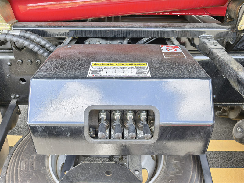 Beiben 6×4 hooklift bin truck