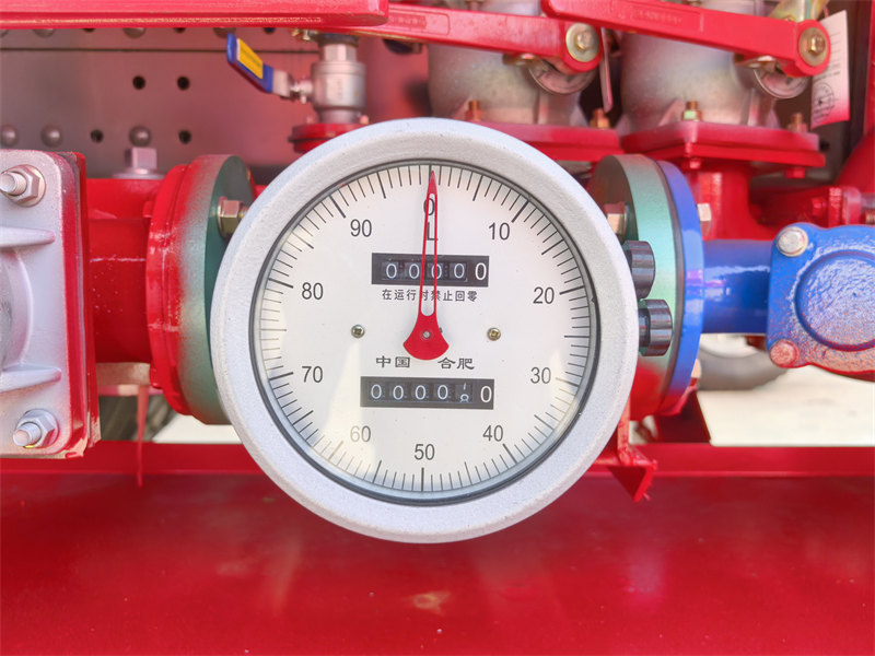 Beiben 6×4 heavy-duty oil bowser