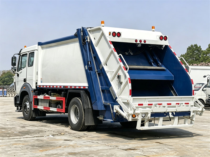 Beiben 4×2 garbage truck with compactor