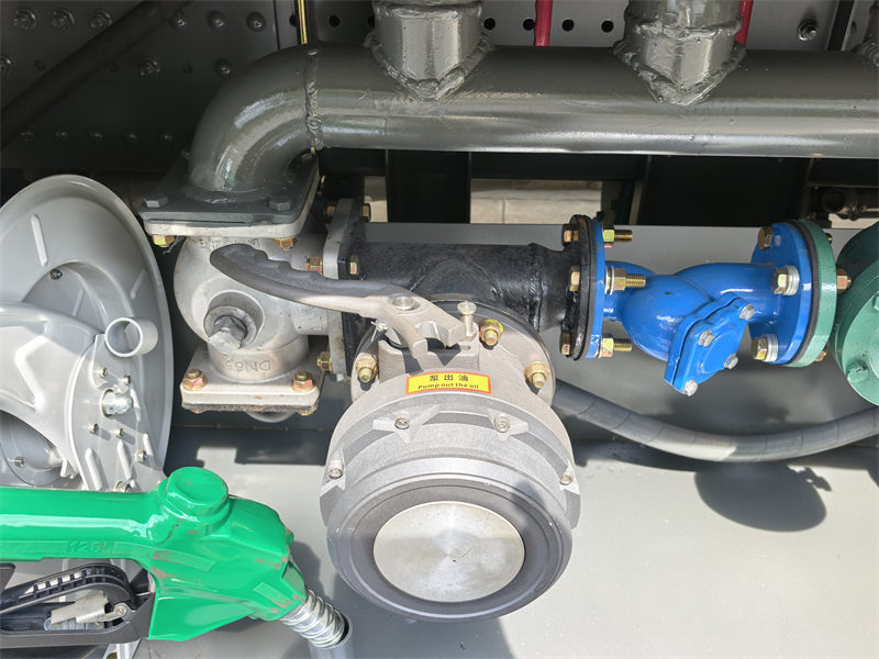 Beiben 20000 liters fuel bowser truck