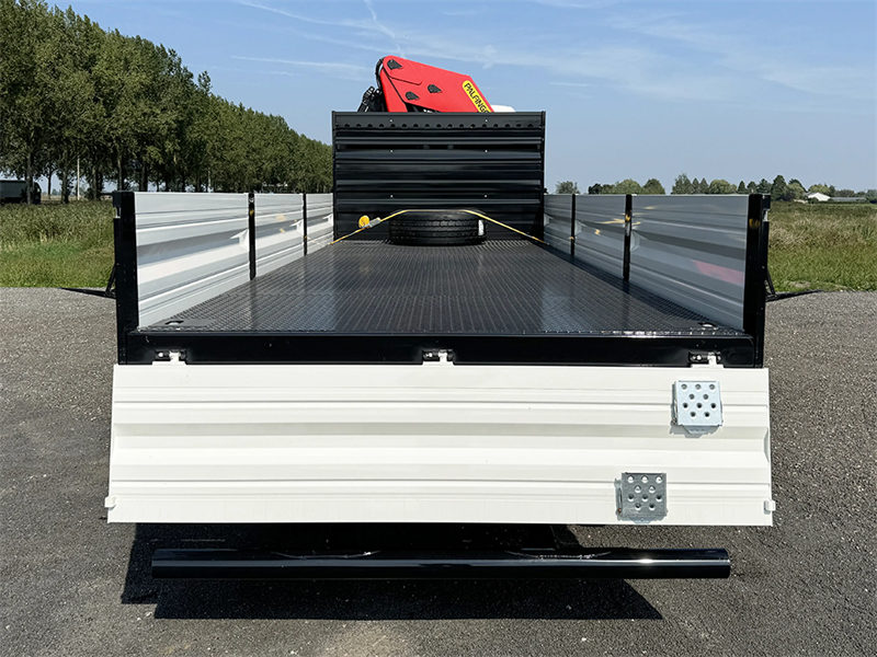 Beiben 6×4 cargo truck with palfinger crane