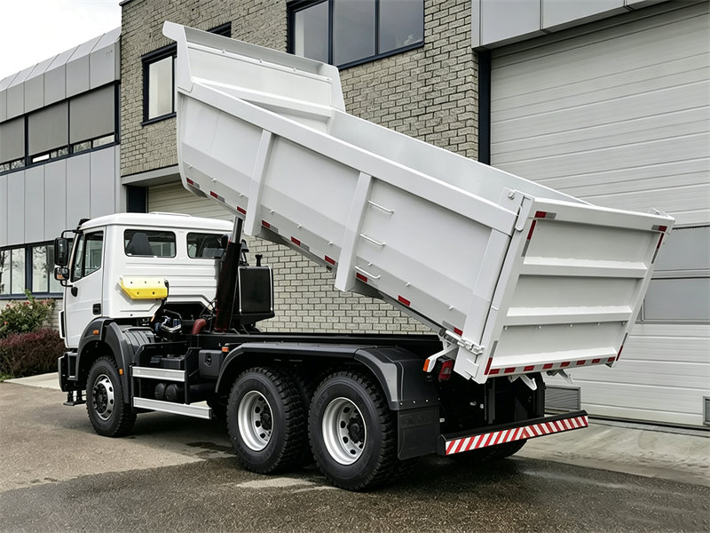 Beiben 10-wheeler tipper truck with U-shaped box