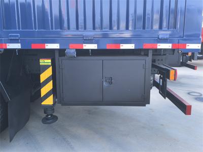 Beiben 10-wheeler 10 ton boom crane truck