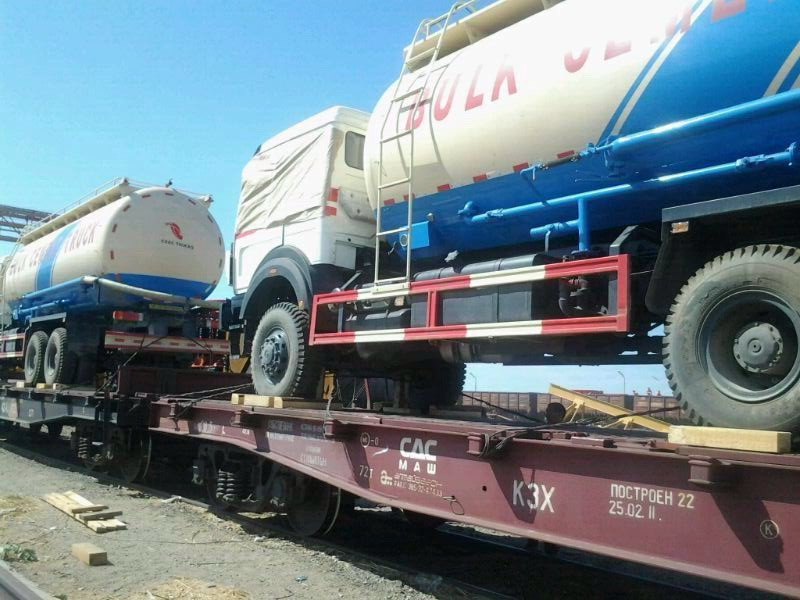 Cliente de Uzbekistán solicita camiones de cemento a granel con sistema de propulsión Beiben 6*6