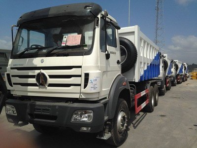 Exportación de 20 unidades de camiones volquete beiben RHD 2534 a Kenia, Mombassa