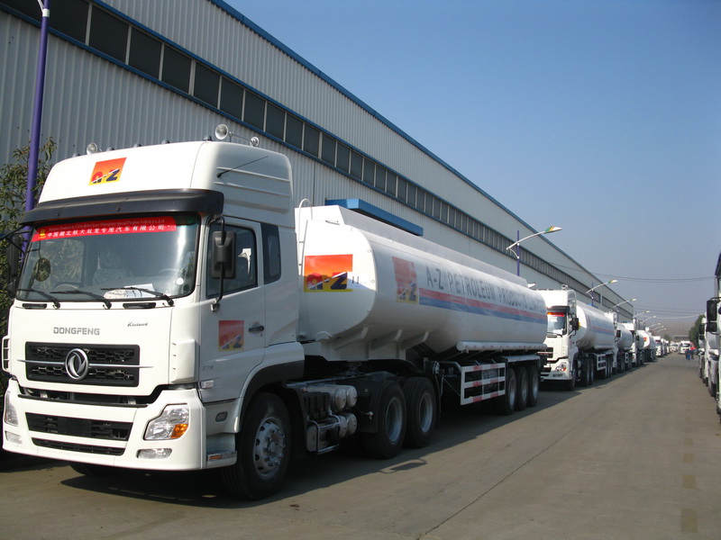 Los clientes de Ethopia encargan 100 unidades de semirremolque cisterna de combustible a la planta de ceec trucks