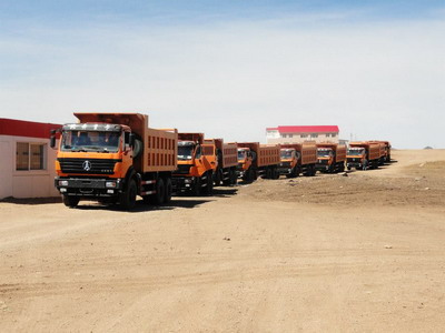 25 unidades de camiones volquete beiben 2538K en proyecto de cliente de Uzbekistán
