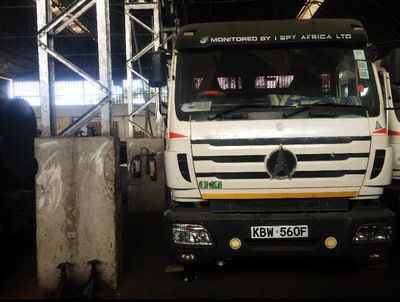10 unidades de camiones tractores con motor Beiben NG80B de 380 hp exportados a Kenia, mobassa